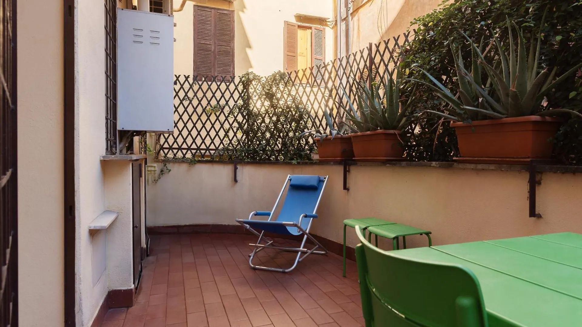 Apartment With Terrace Near Piazza Navona - Fromhometorome Rome