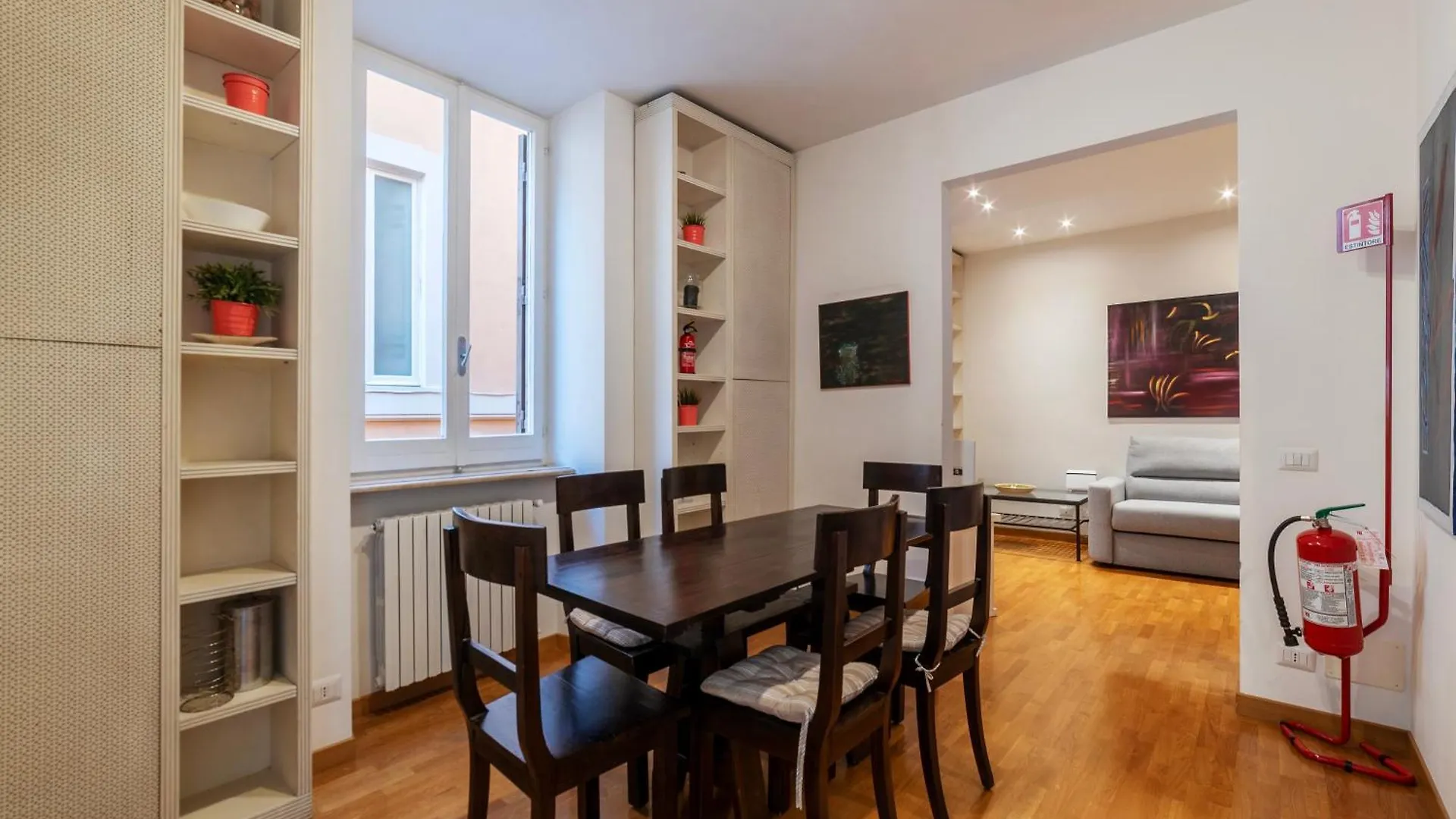 Apartment With Terrace Near Piazza Navona - Fromhometorome