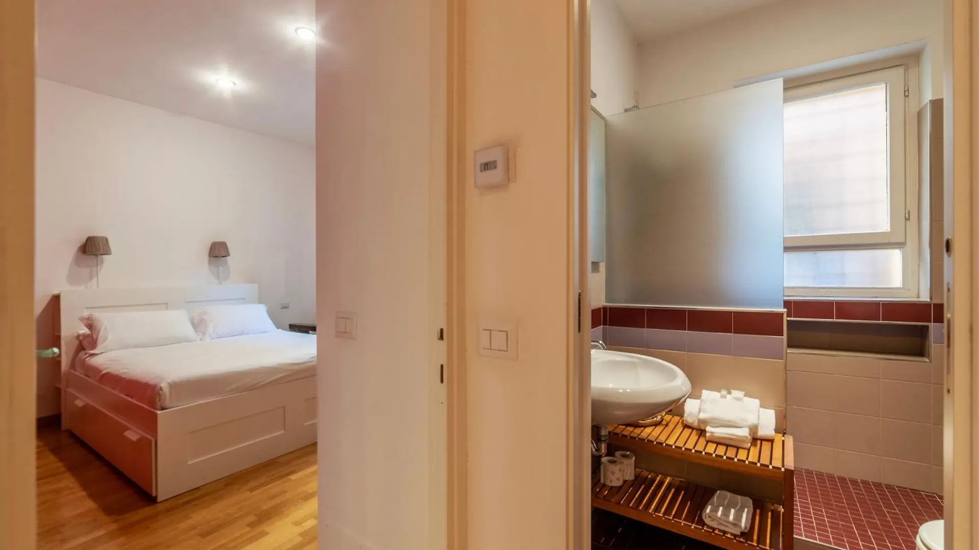 Apartment With Terrace Near Piazza Navona - Fromhometorome 0*, Rome Italy