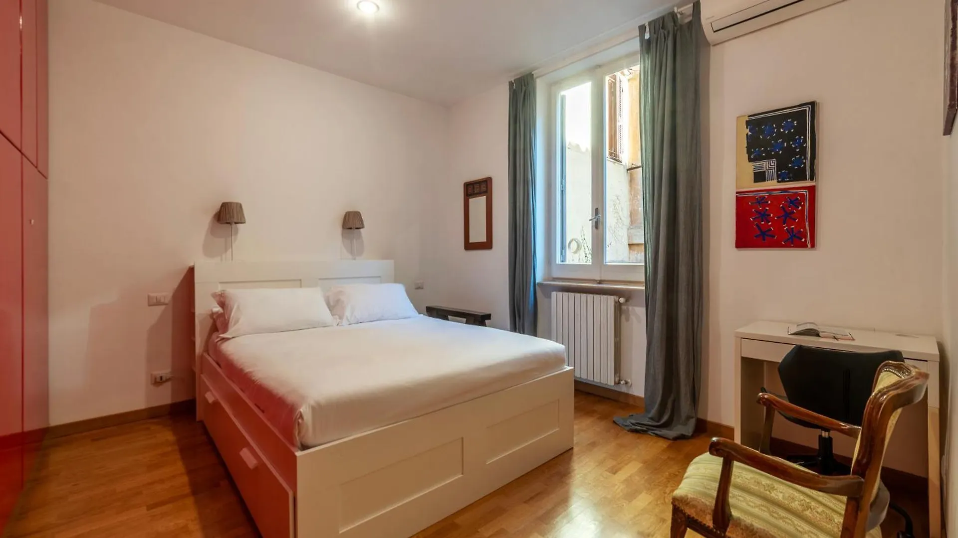 Apartment With Terrace Near Piazza Navona - Fromhometorome